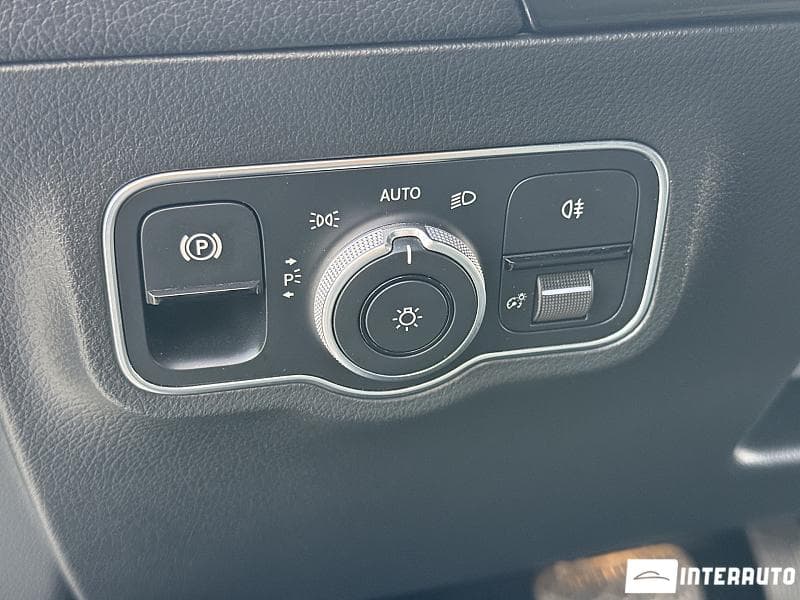Mercedes B 180 2019 — Миниатюра 20
