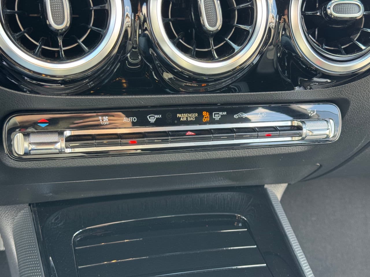 Mercedes B 180 2019 — Миниатюра 12