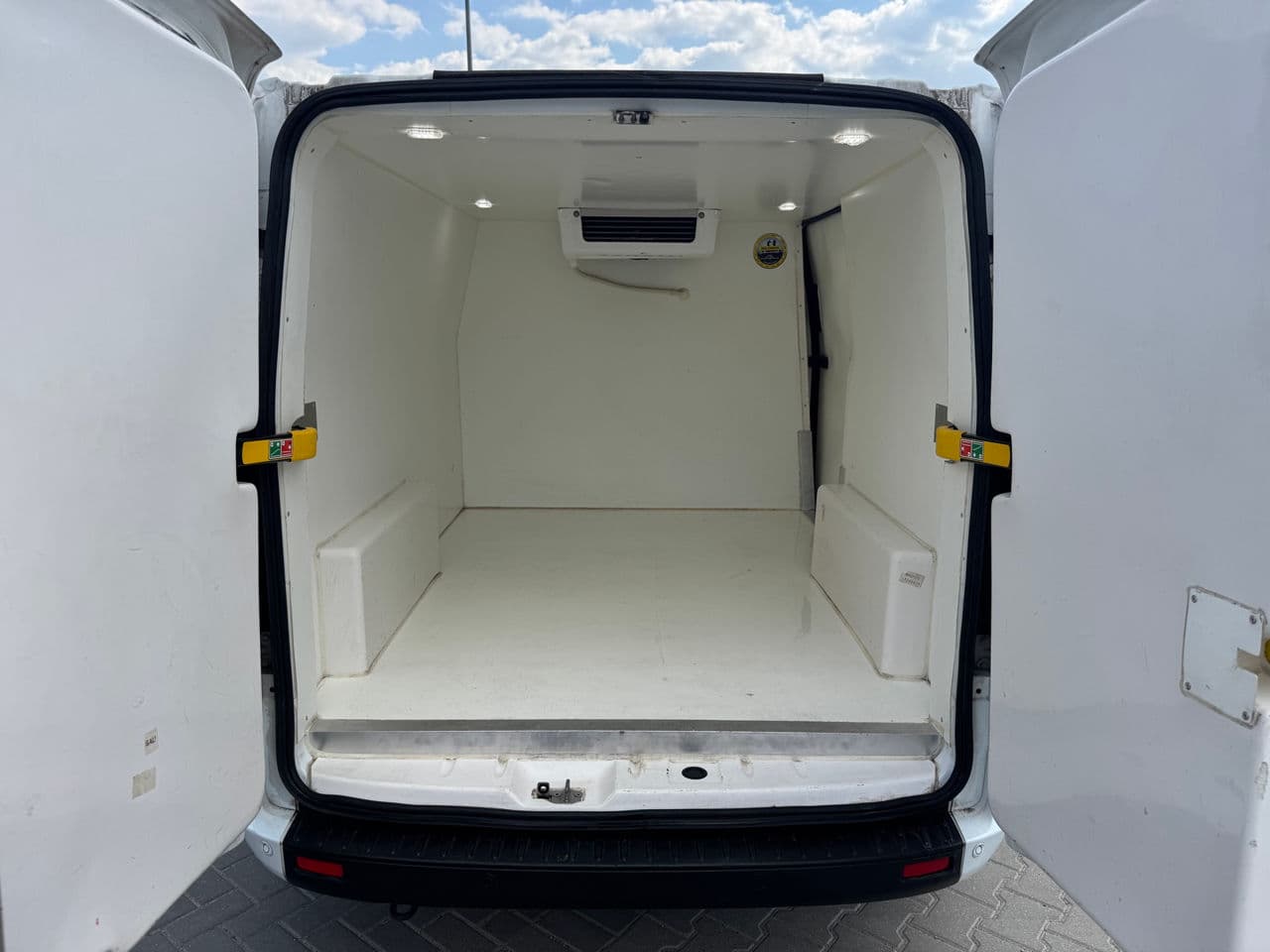 Ford Transit 2021 — Миниатюра 20