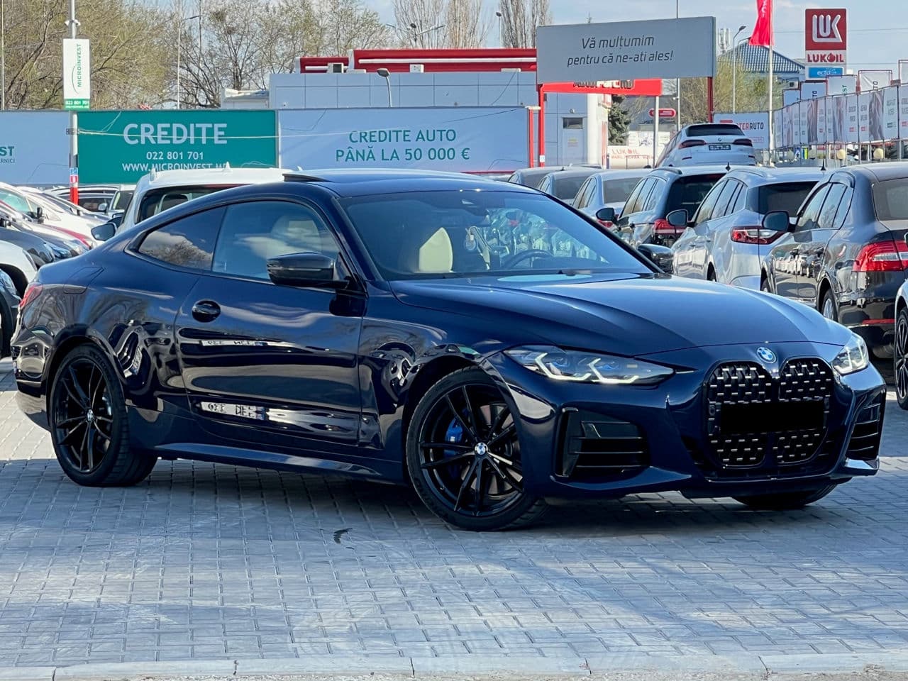 BMW M440i