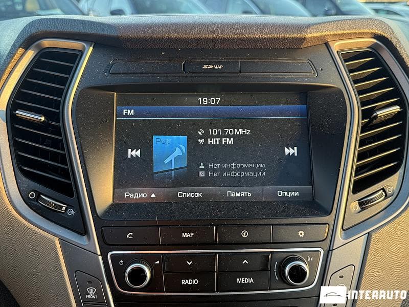 Hyundai Santa Fe 2015 — Миниатюра 9
