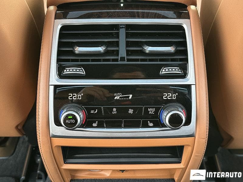 BMW 740 2019 — Миниатюра 26