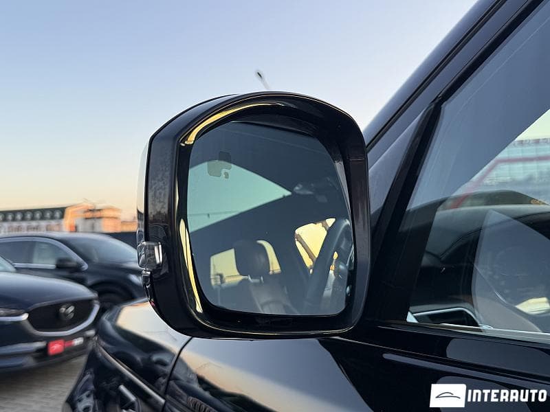 Land Rover Range Rover Sport 2018 — Миниатюра 24