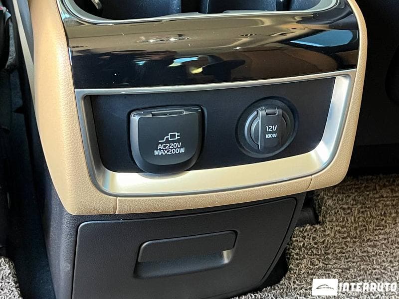 2021 Kia Carnival — Miniatură 24