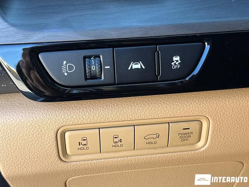2021 Kia Carnival — Miniatură 18