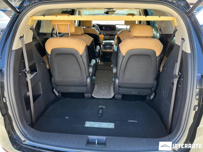 2021 Kia Carnival — Miniatură 30