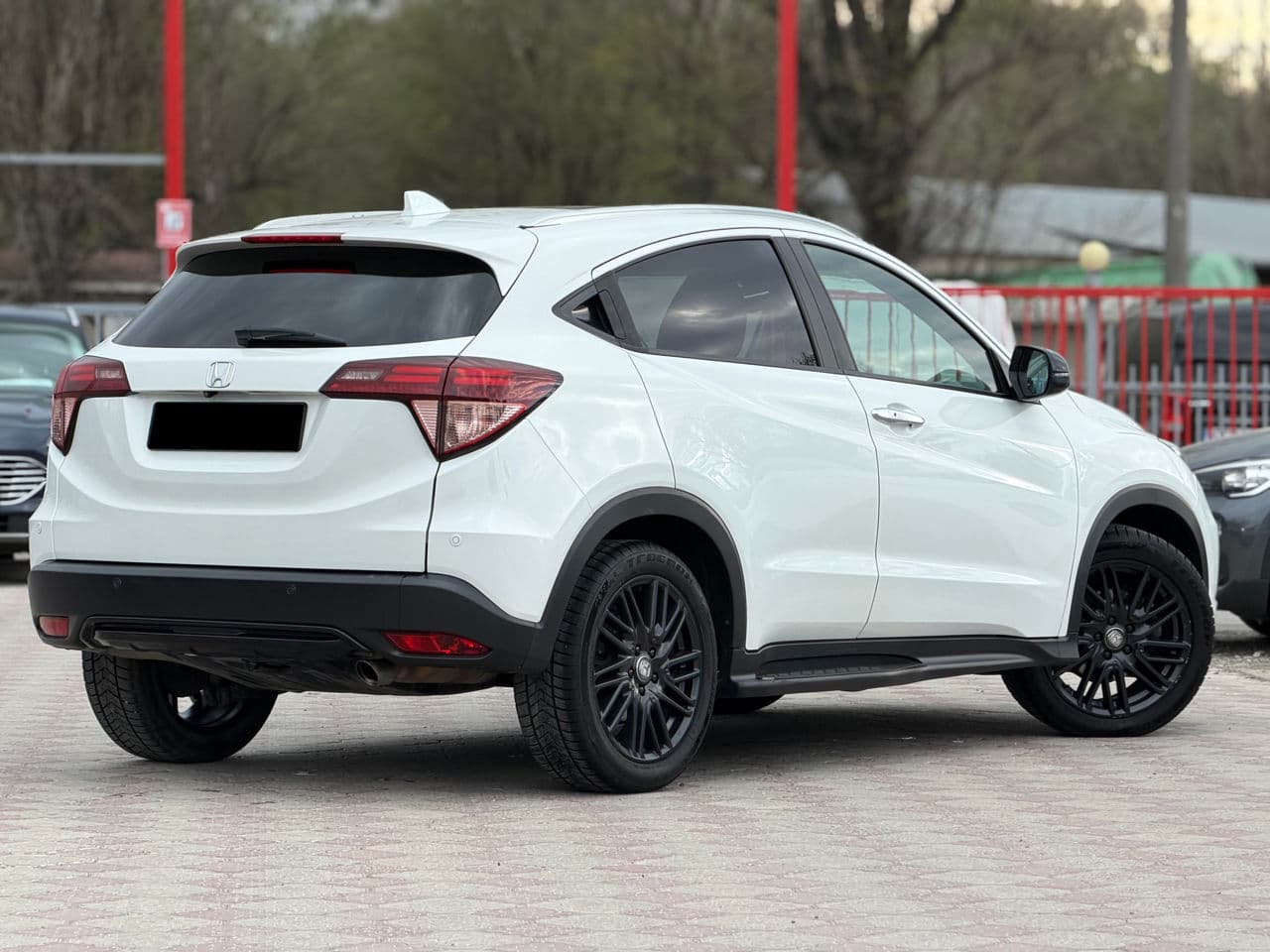 2017 Honda HR-V — Miniatură 2