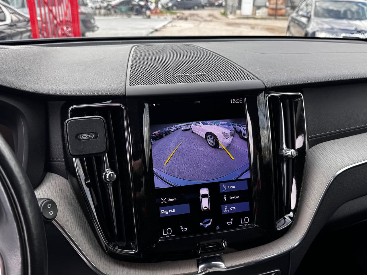 Volvo XC 60 2020 — Миниатюра 10