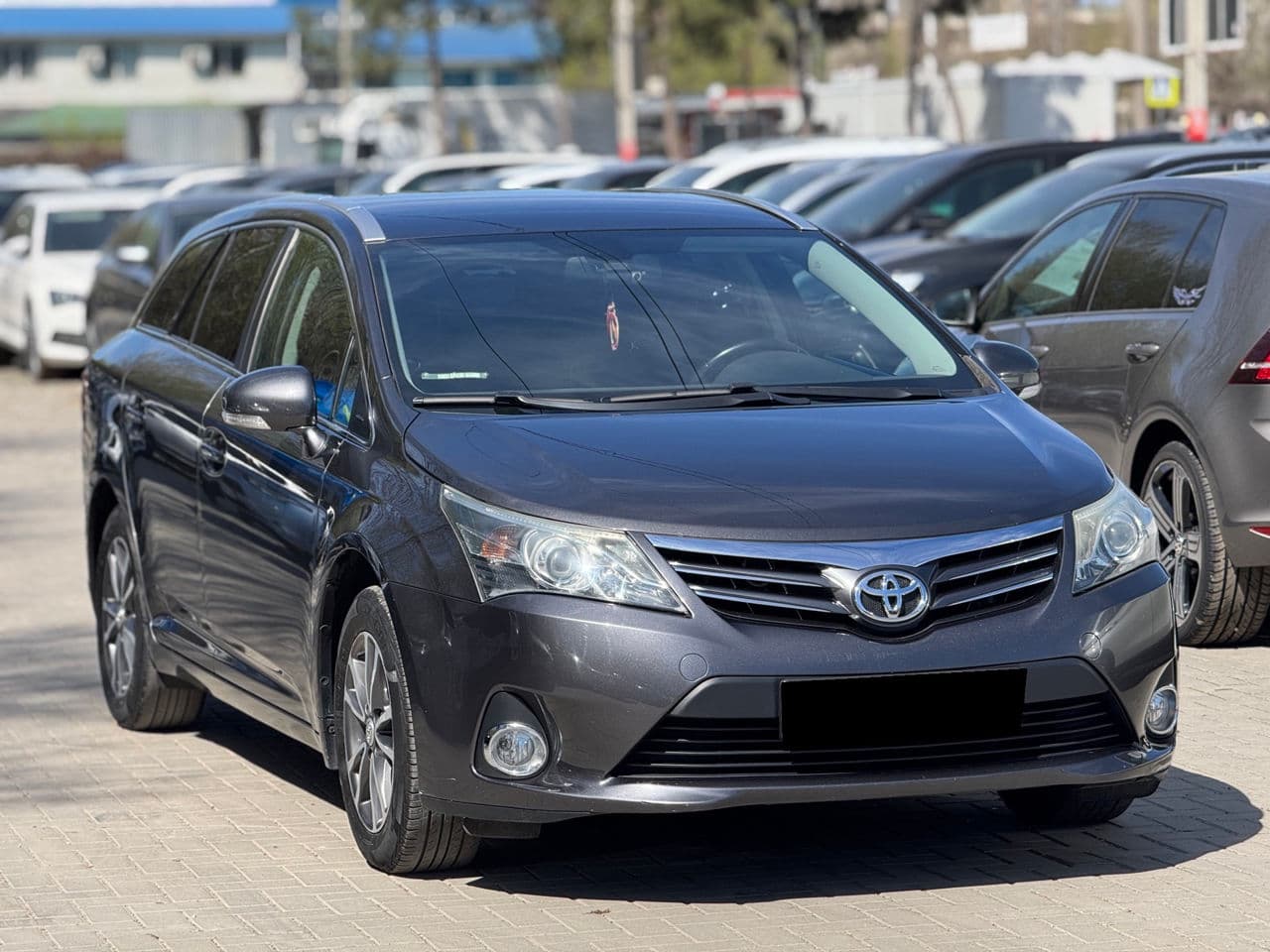 Toyota Avensis 2012 — Миниатюра 3