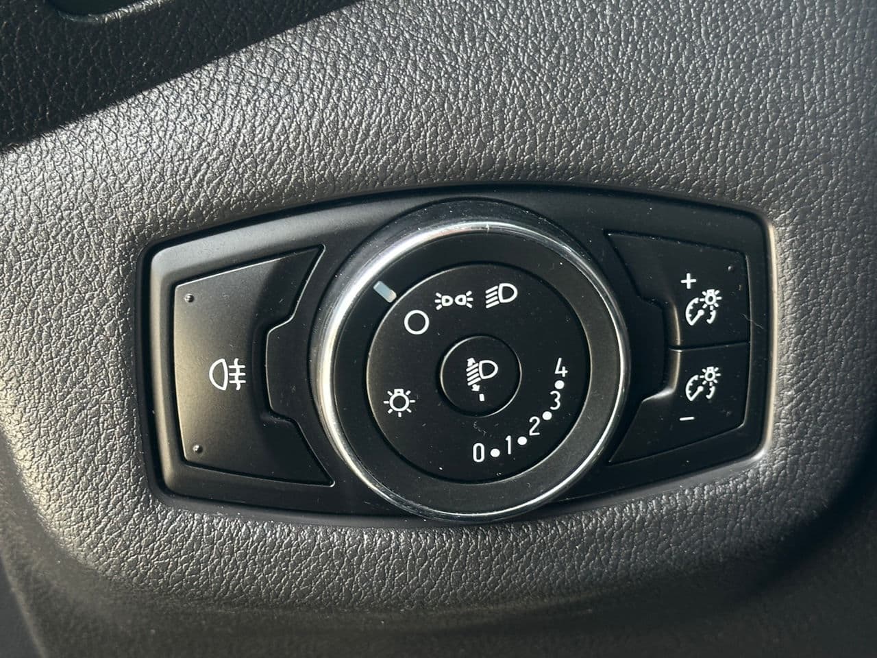 Ford Transit Connect 2014 — Миниатюра 14