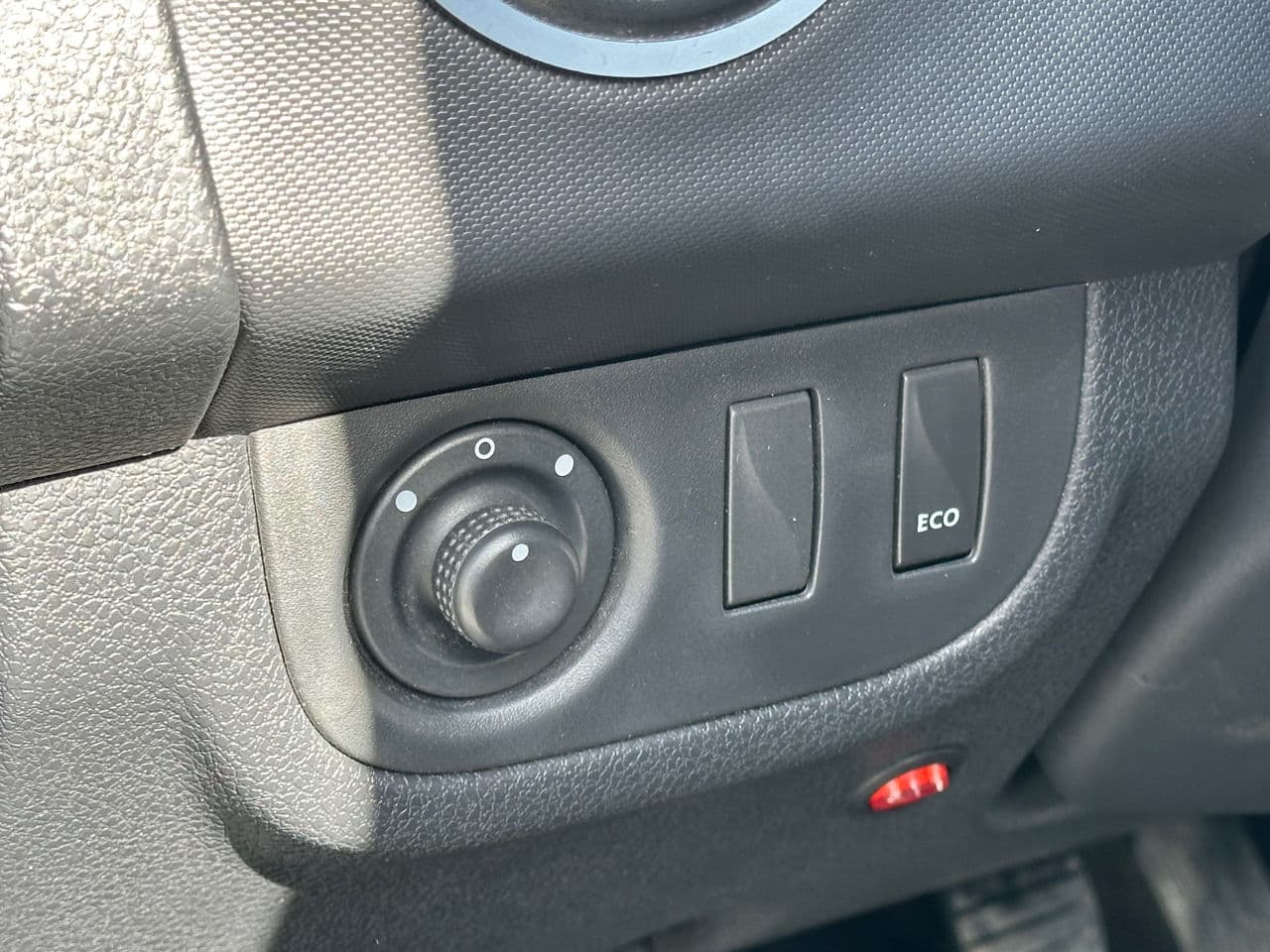 Dacia Logan 2014 — Миниатюра 12