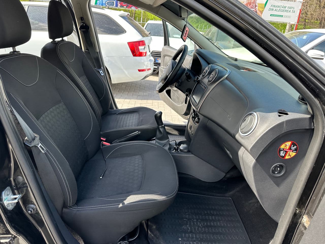 Dacia Logan 2014 — Миниатюра 6