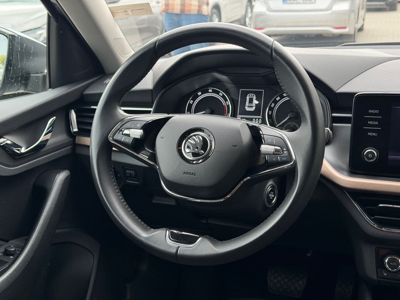 Skoda Kamiq 2023 — Миниатюра 10