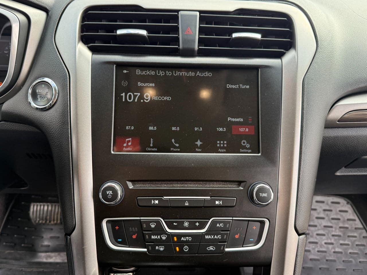 Ford Fusion 2016 — Миниатюра 9