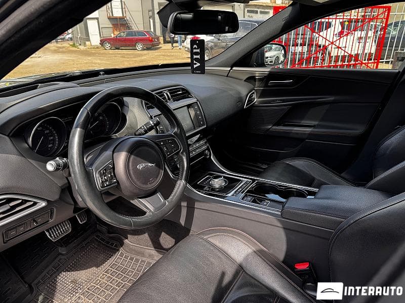 2015 Jaguar XE — Miniatură 6