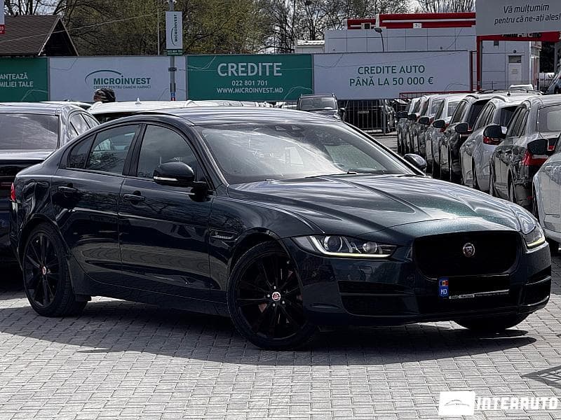 2015 Jaguar XE — Miniatură 3