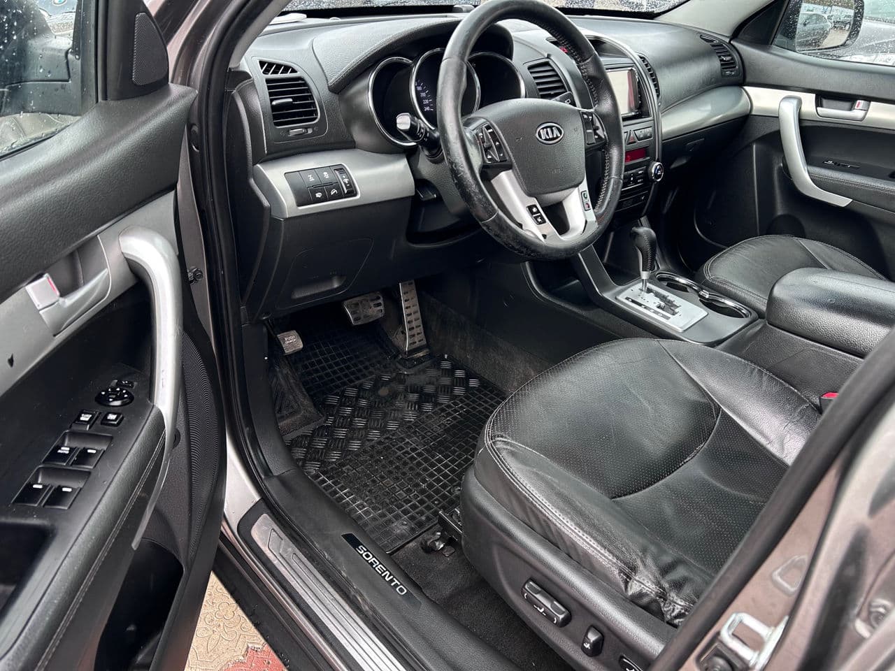 Kia Sorento 2010 — Миниатюра 5