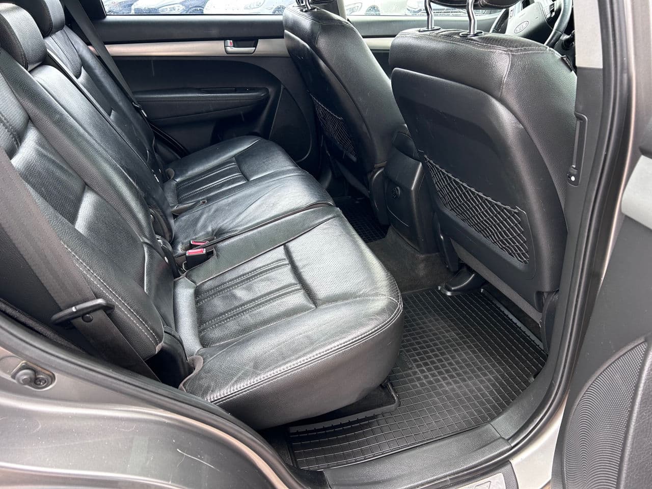 Kia Sorento 2010 — Миниатюра 16