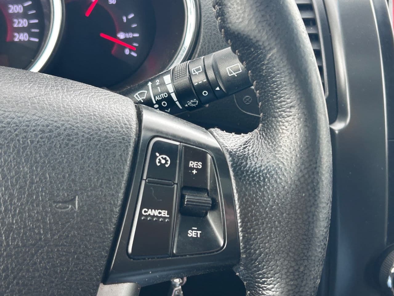 Kia Sorento 2010 — Миниатюра 10