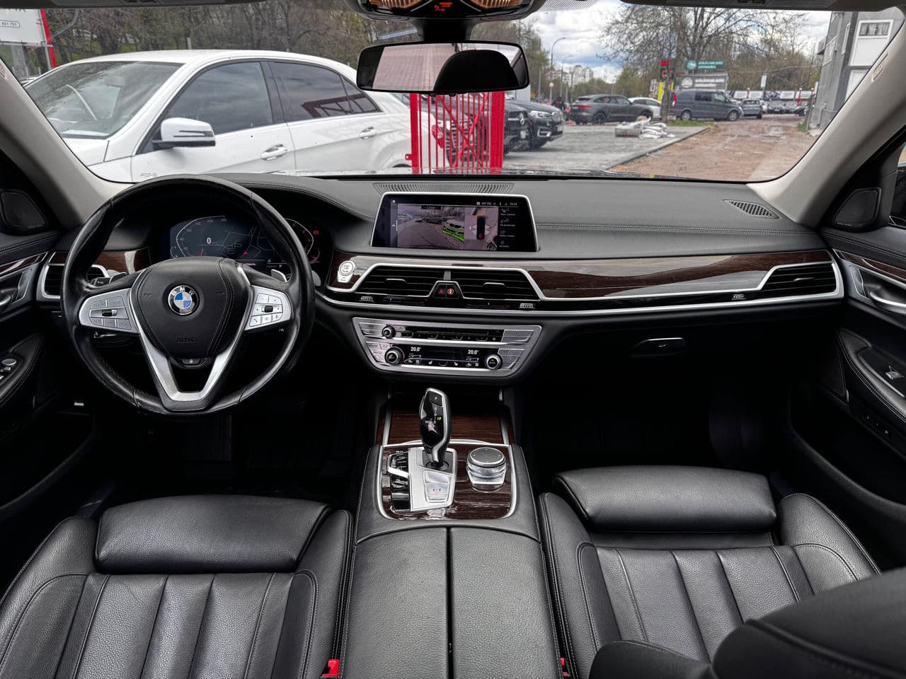 BMW 740 2020 — Миниатюра 7