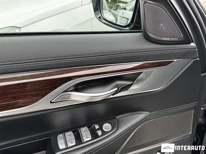 BMW 740 2020 — Миниатюра 16