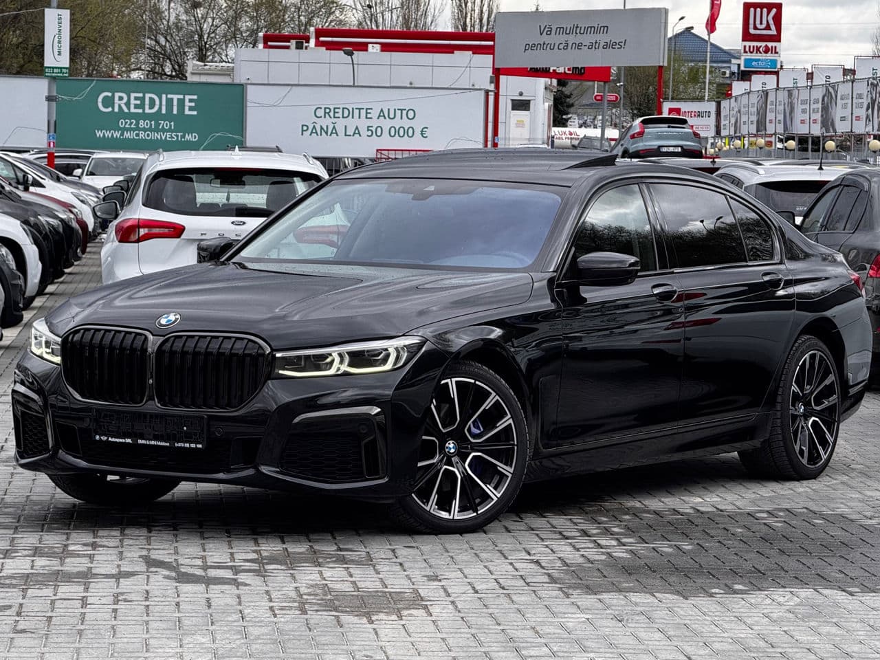 BMW 740