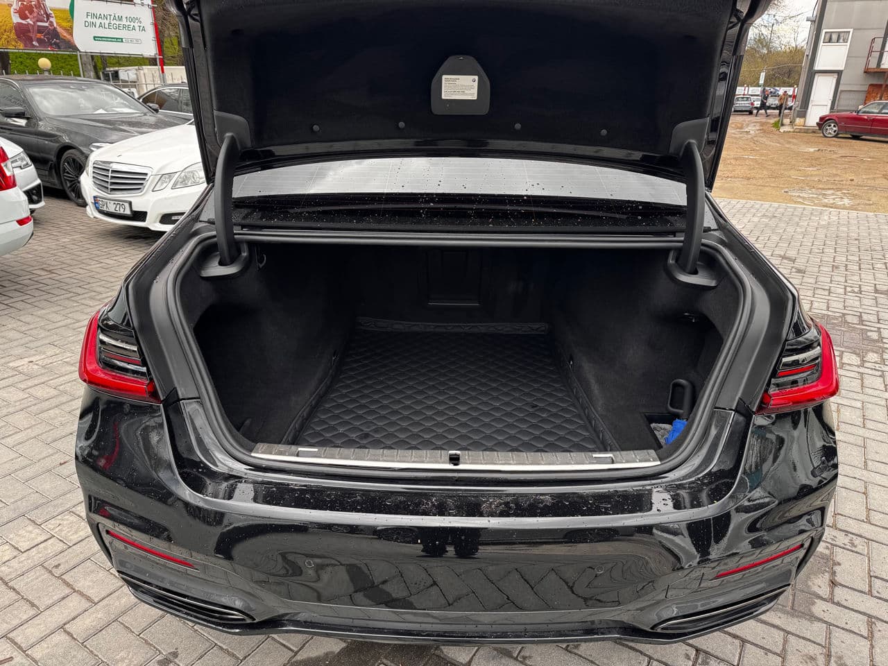BMW 740 2020 — Миниатюра 23