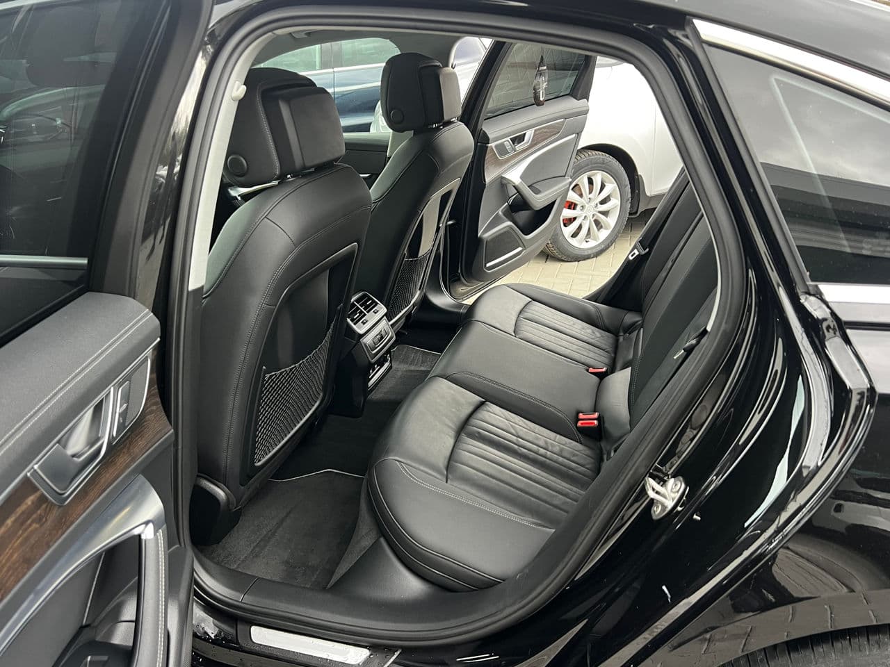 Audi A6 2019 — Миниатюра 8