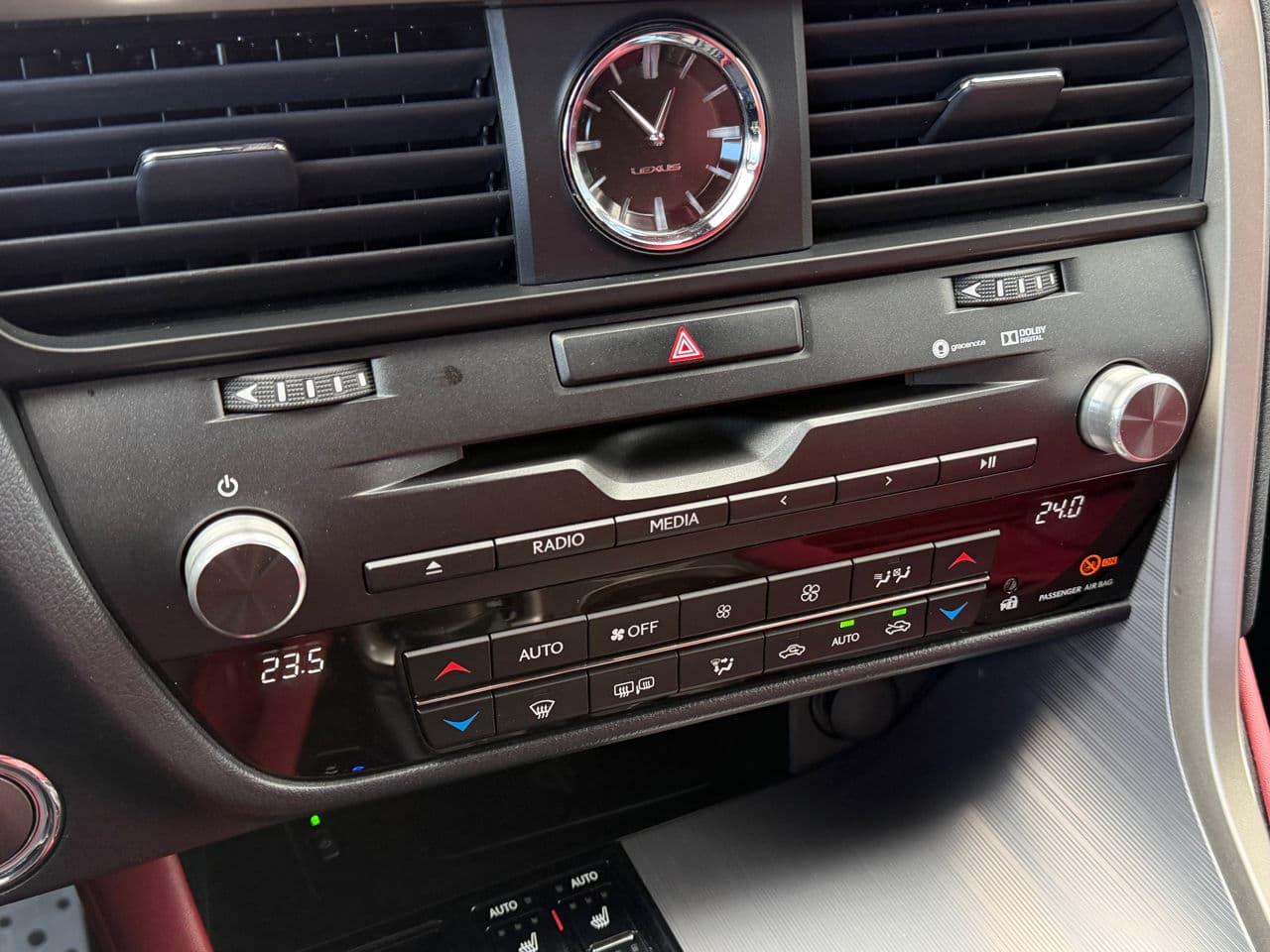 Lexus RX 200t 2016 — Миниатюра 14