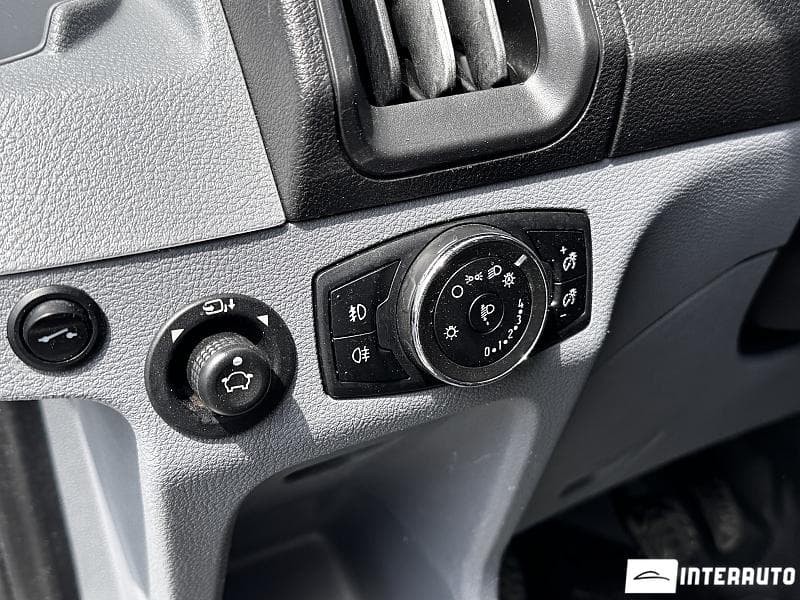 Ford Transit 2017 — Миниатюра 17