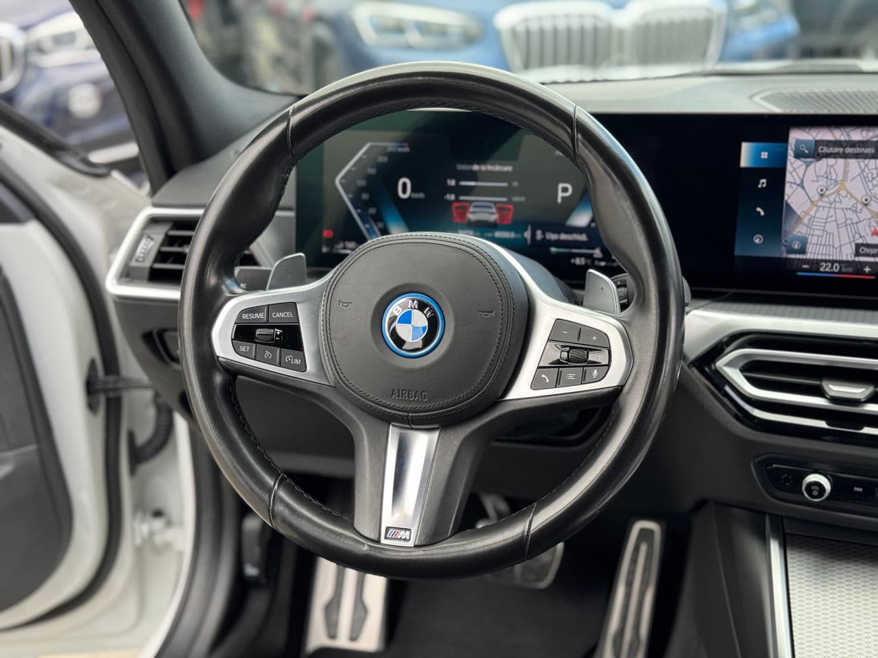 BMW 320E 2023 — Миниатюра 7