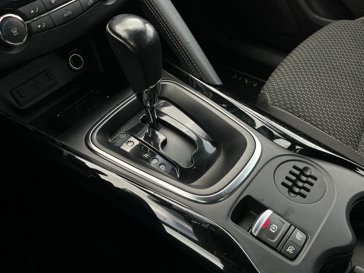 Renault Kadjar 2015 — Миниатюра 15