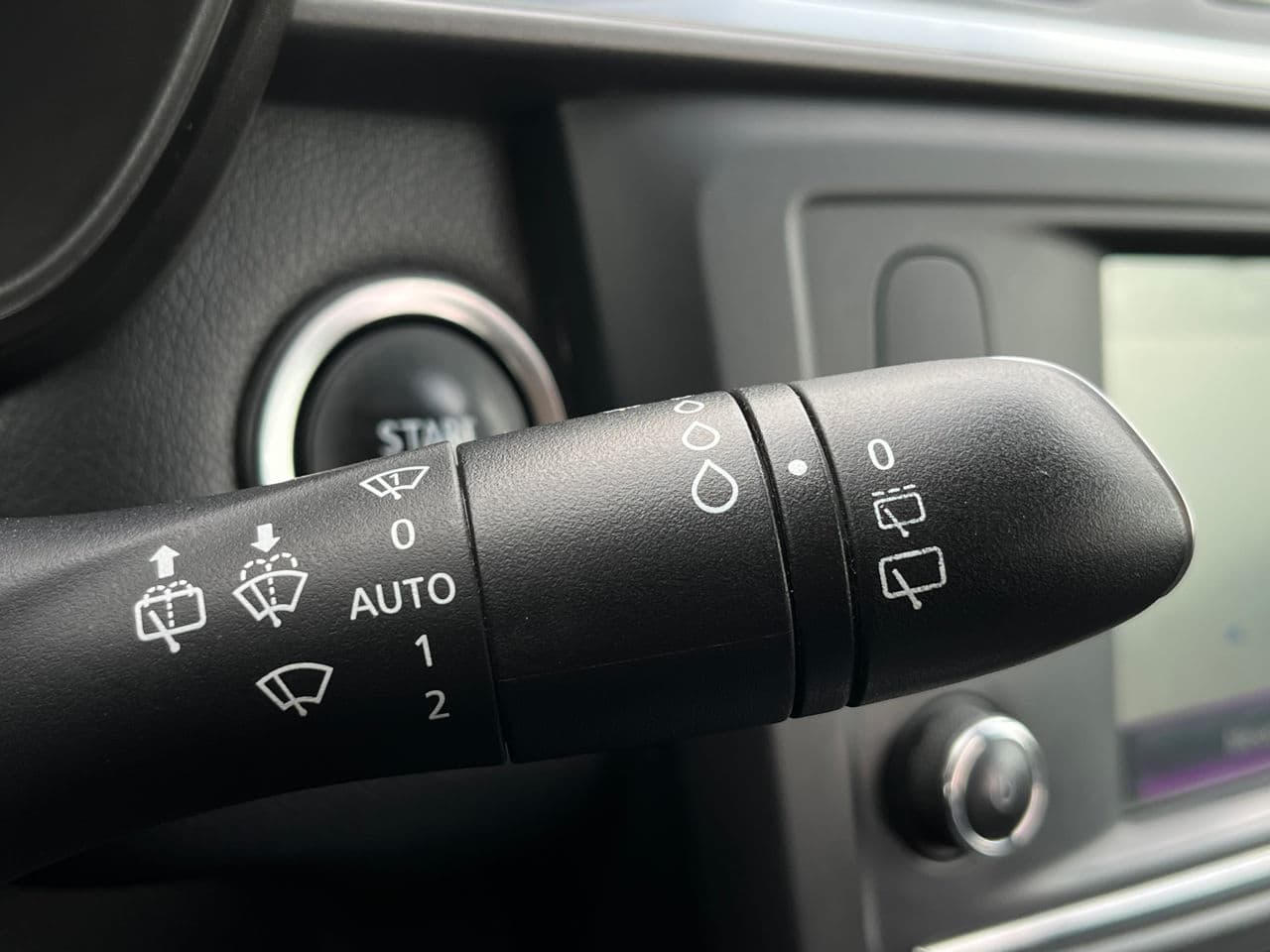 Renault Kadjar 2015 — Миниатюра 12