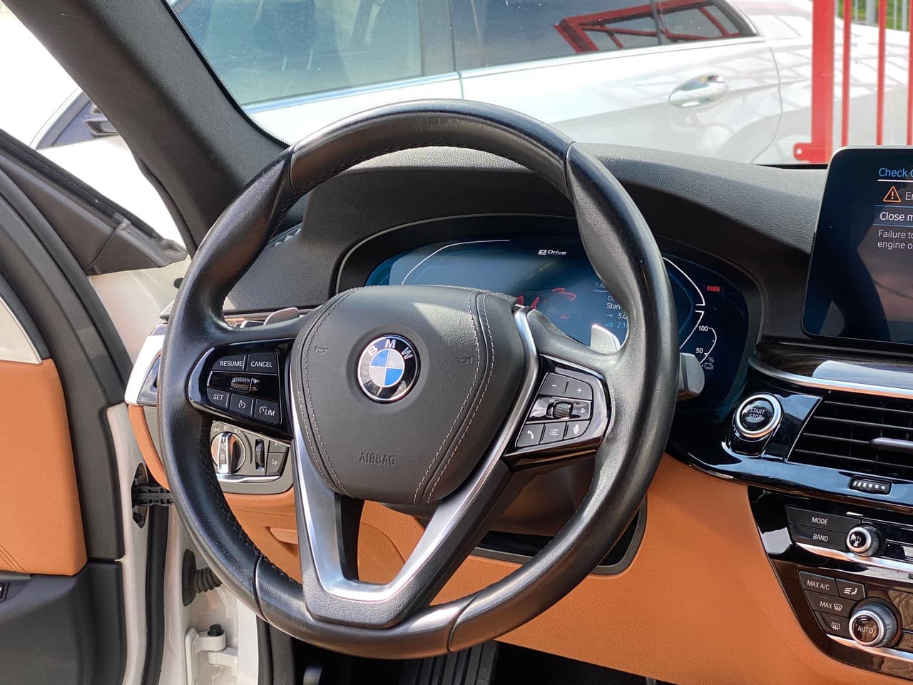 BMW 530e 2021 — Миниатюра 8