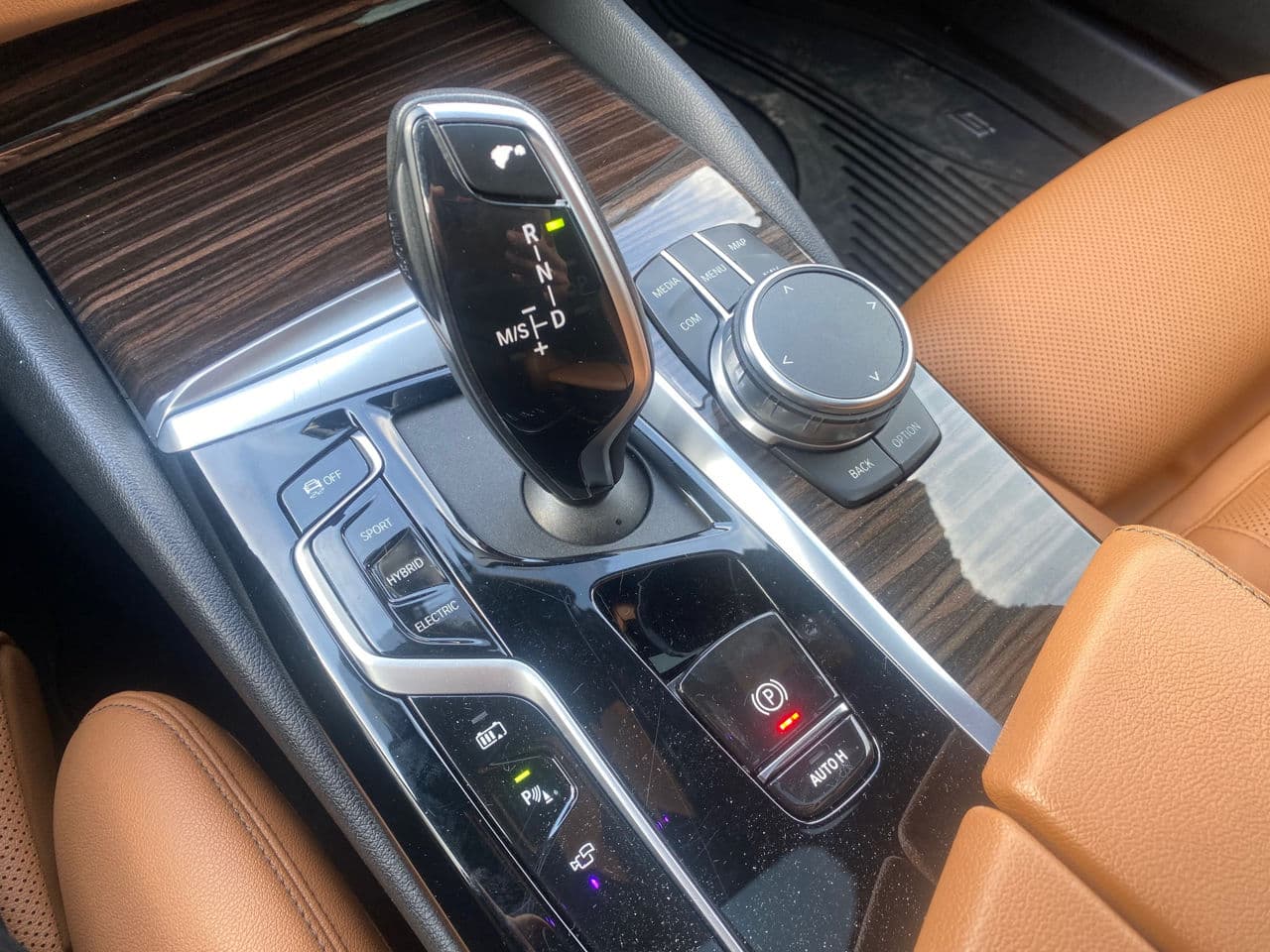 BMW 530e 2021 — Миниатюра 12