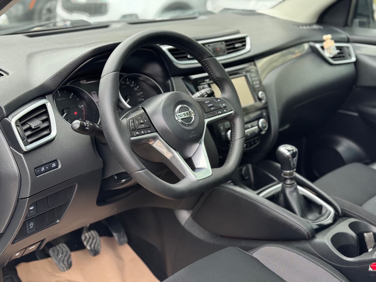 Nissan Qashqai 2018 — Миниатюра 9