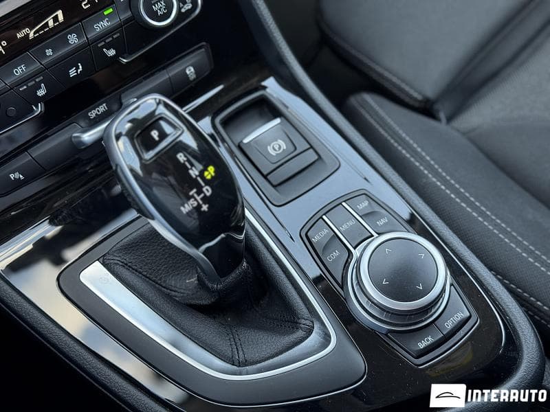 2019 BMW 216d — Miniatură 15