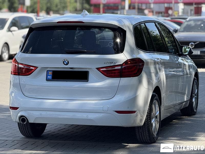 2019 BMW 216d — Miniatură 2