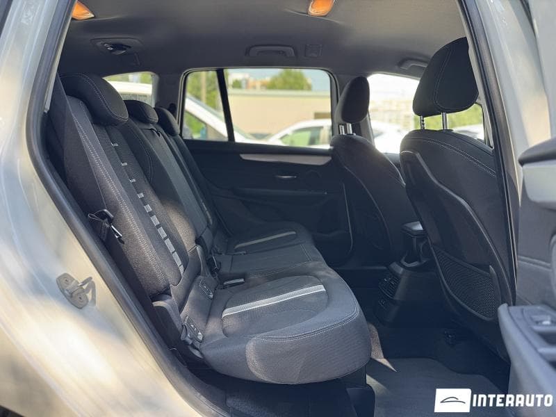 2019 BMW 216d — Miniatură 17