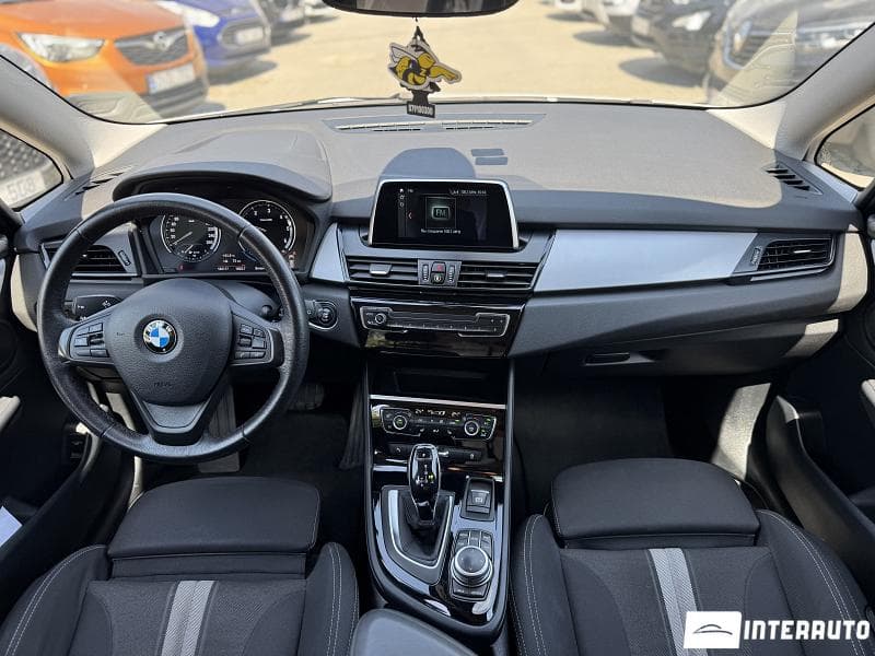 2019 BMW 216d — Miniatură 8