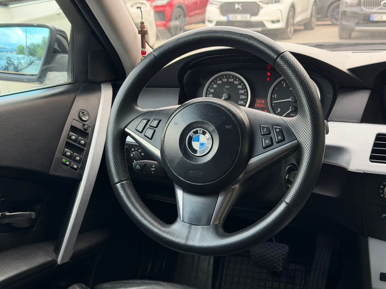 BMW 530 2005 — Миниатюра 10