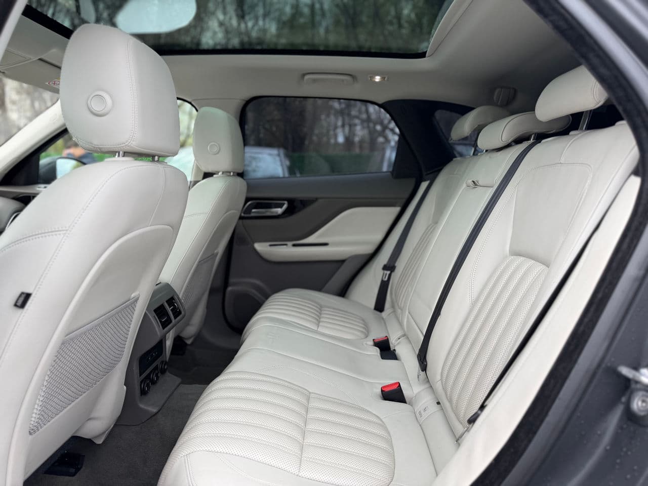 Jaguar F-Pace 2017 — Миниатюра 23