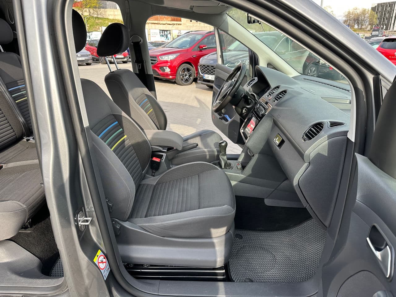 Volkswagen Caddy Maxi 2014 — Миниатюра 14