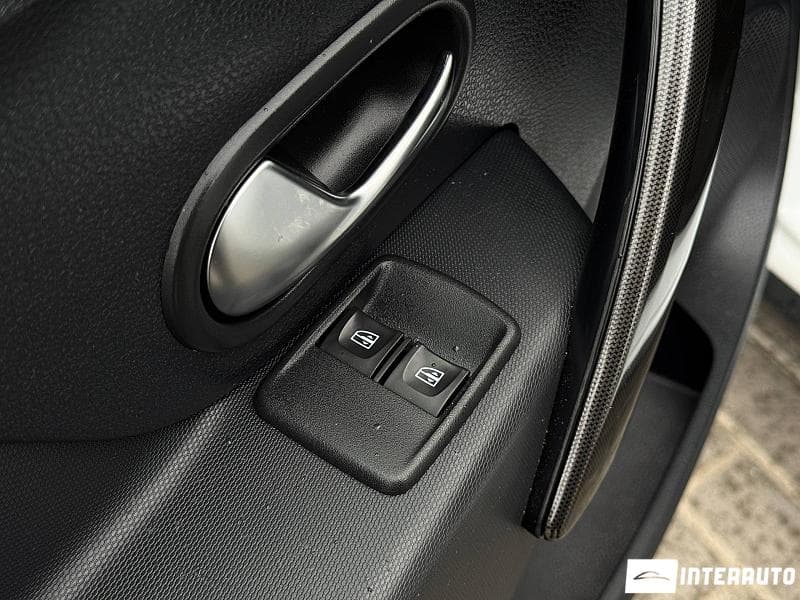 Dacia Sandero Stepway 2017 — Миниатюра 17