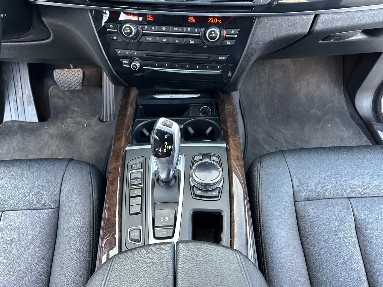 2016 BMW X5 4.0e — Miniatură 15
