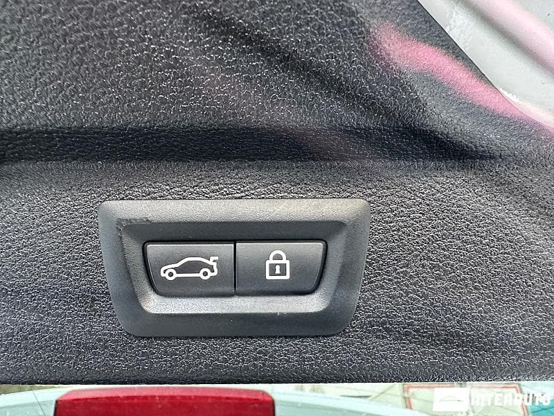 2016 BMW X5 4.0e — Miniatură 21