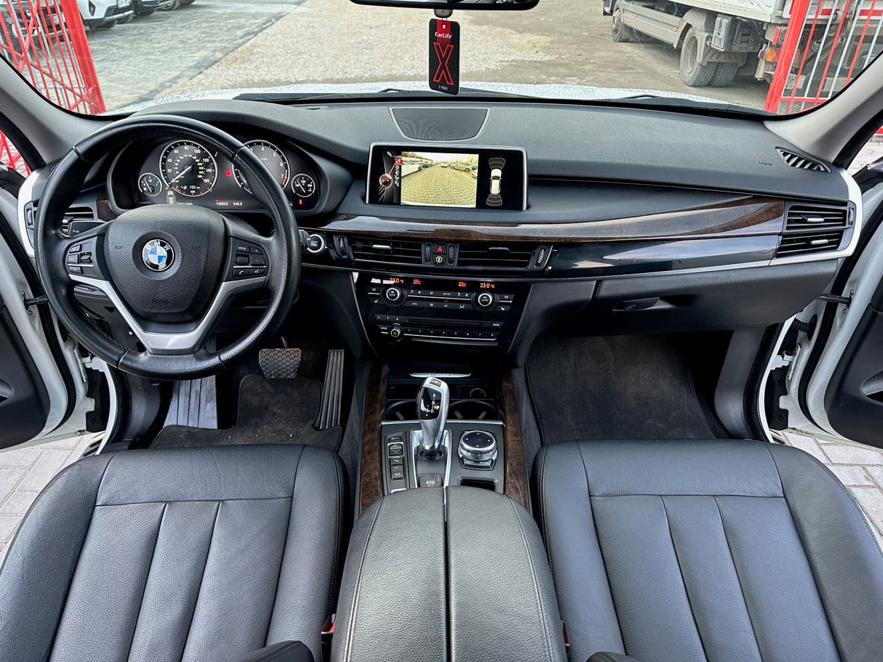 2016 BMW X5 4.0e — Miniatură 10