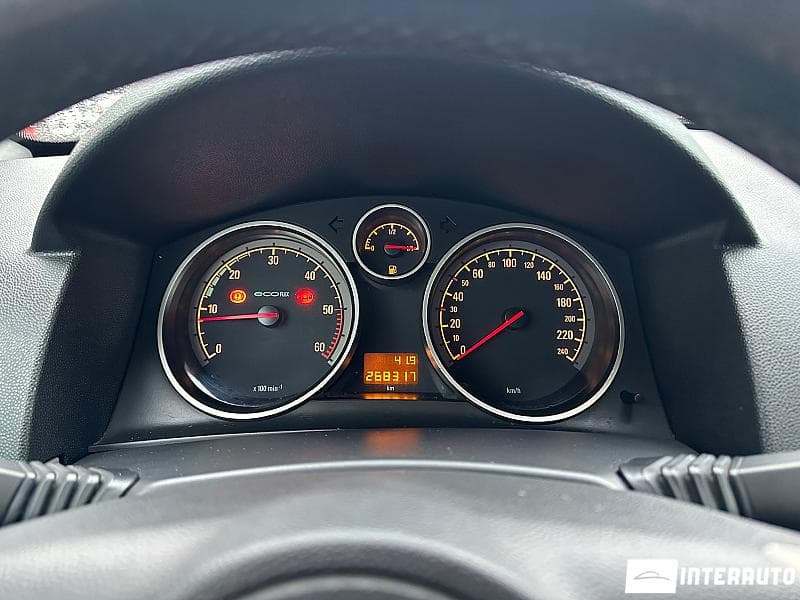 2008 Opel Astra — Miniatură 9