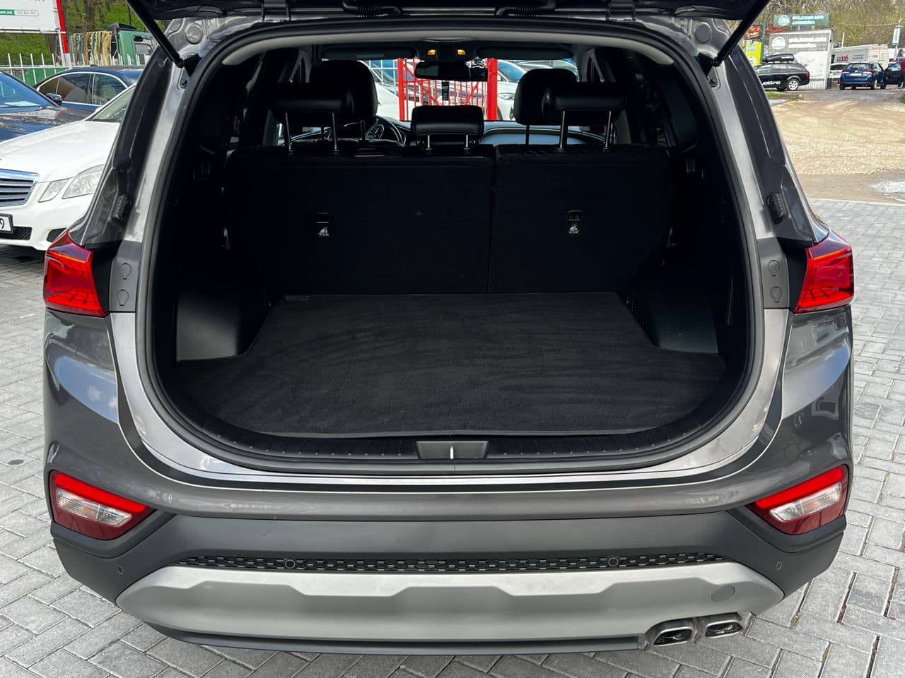 Hyundai Santa Fe 2018 — Миниатюра 19