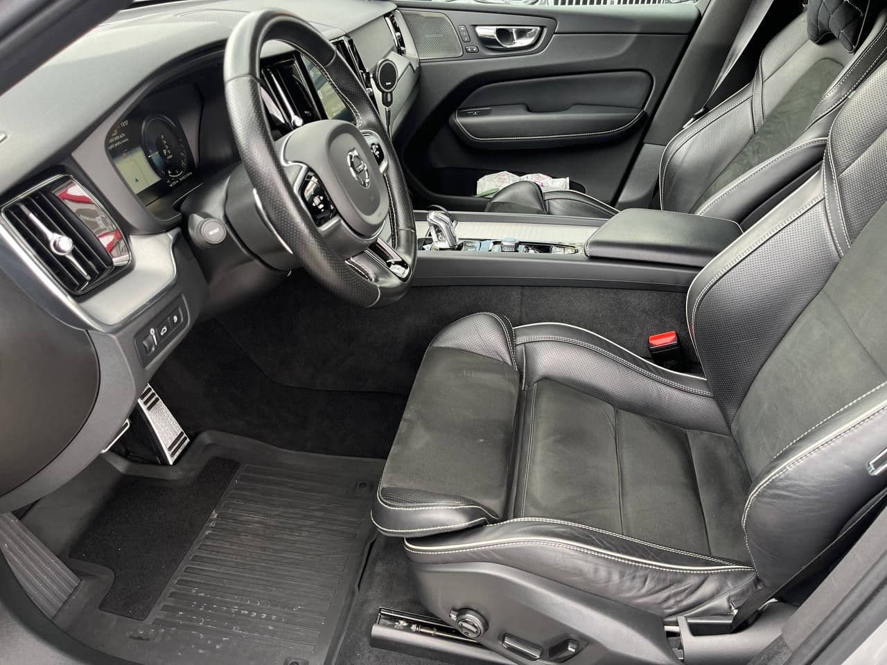 Volvo XC 60 2019 — Миниатюра 5